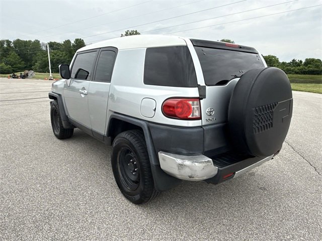 Used 2007 Toyota FJ Cruiser 2WD image 11