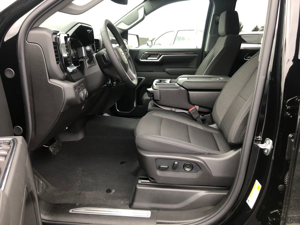 New 2026 Chevrolet Silverado 1500 LT image 9