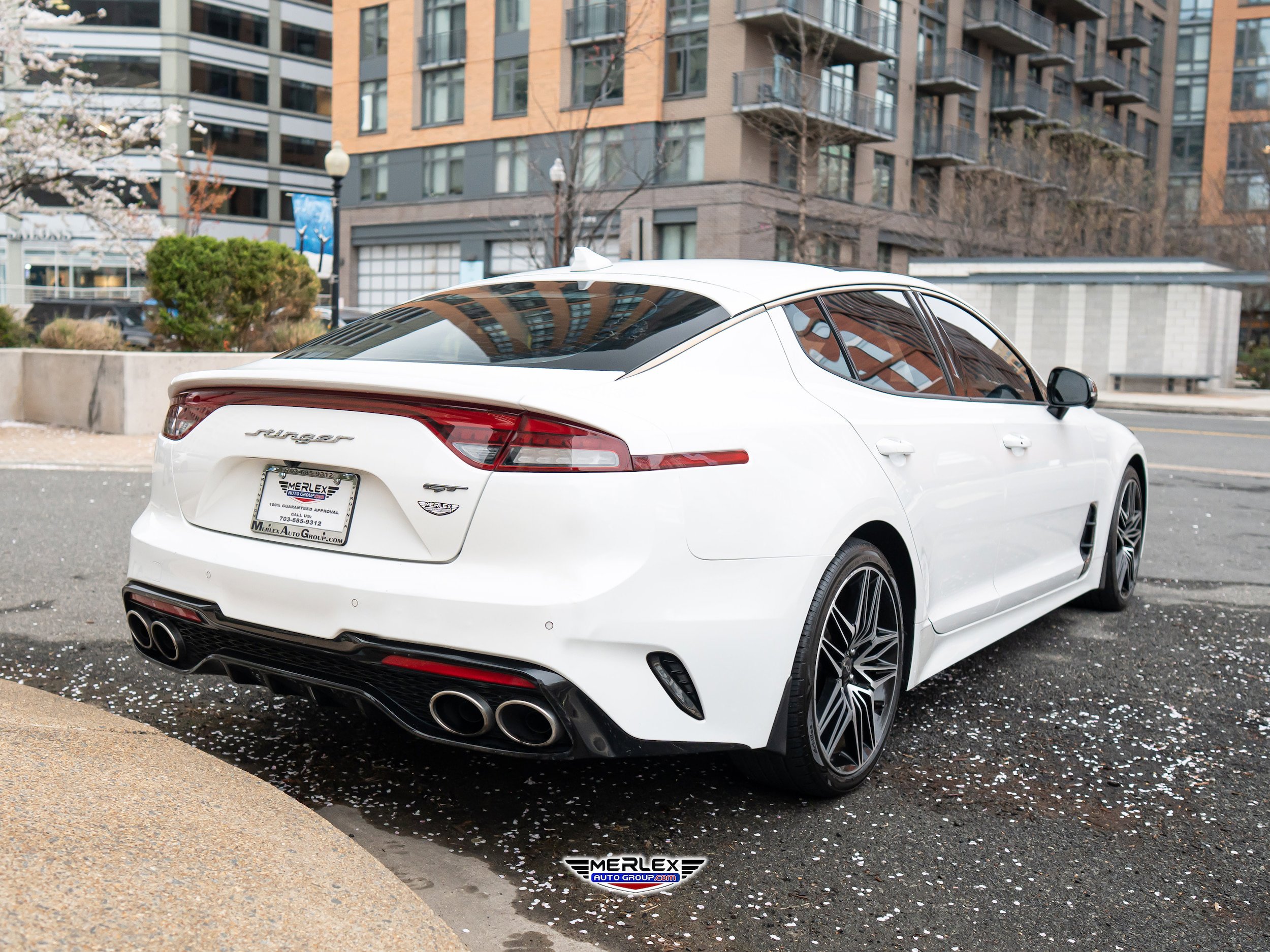 Used 2022 Kia Stinger GT2 image 7