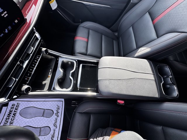 Used 2025 Chevrolet Traverse RS w/ LPO, Floor Liner Package image 20