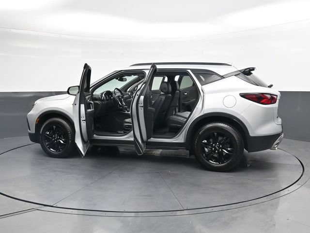 Used 2021 Chevrolet Blazer LT FWD image 41