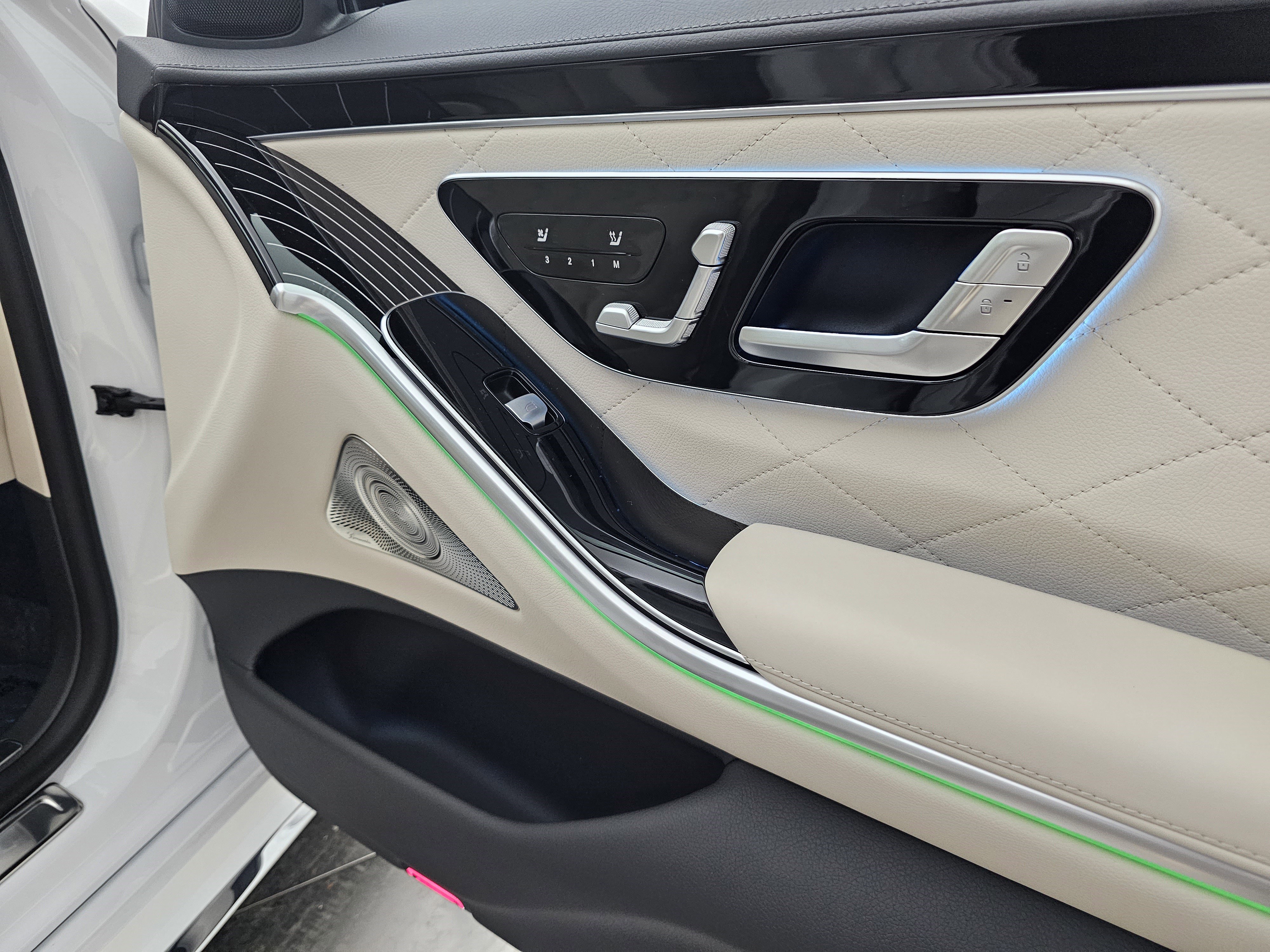 New 2026 Mercedes-Benz S 580 4MATIC Sedan image 19