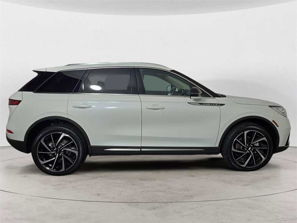 Used 2024 Lincoln Corsair Reserve w/ Equipment Group 201A image 6