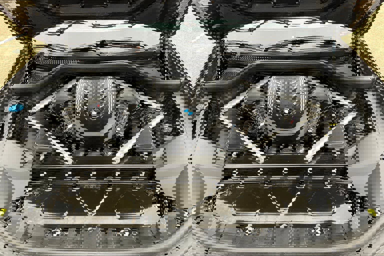 Used 2020 BMW X7 M50i image 9