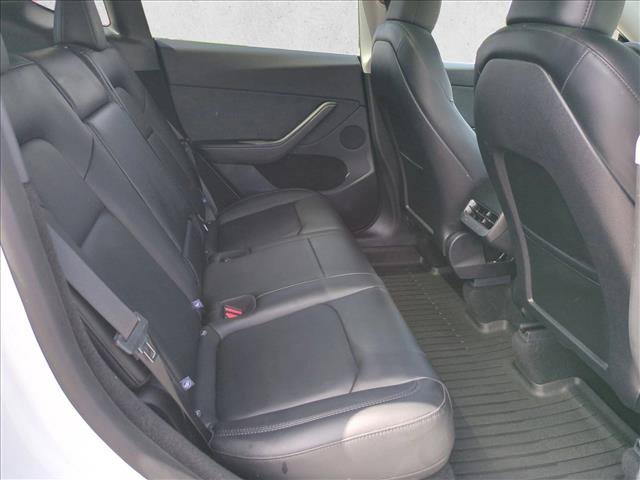Used 2024 Tesla Model Y Long Range AWD/4WD image 22