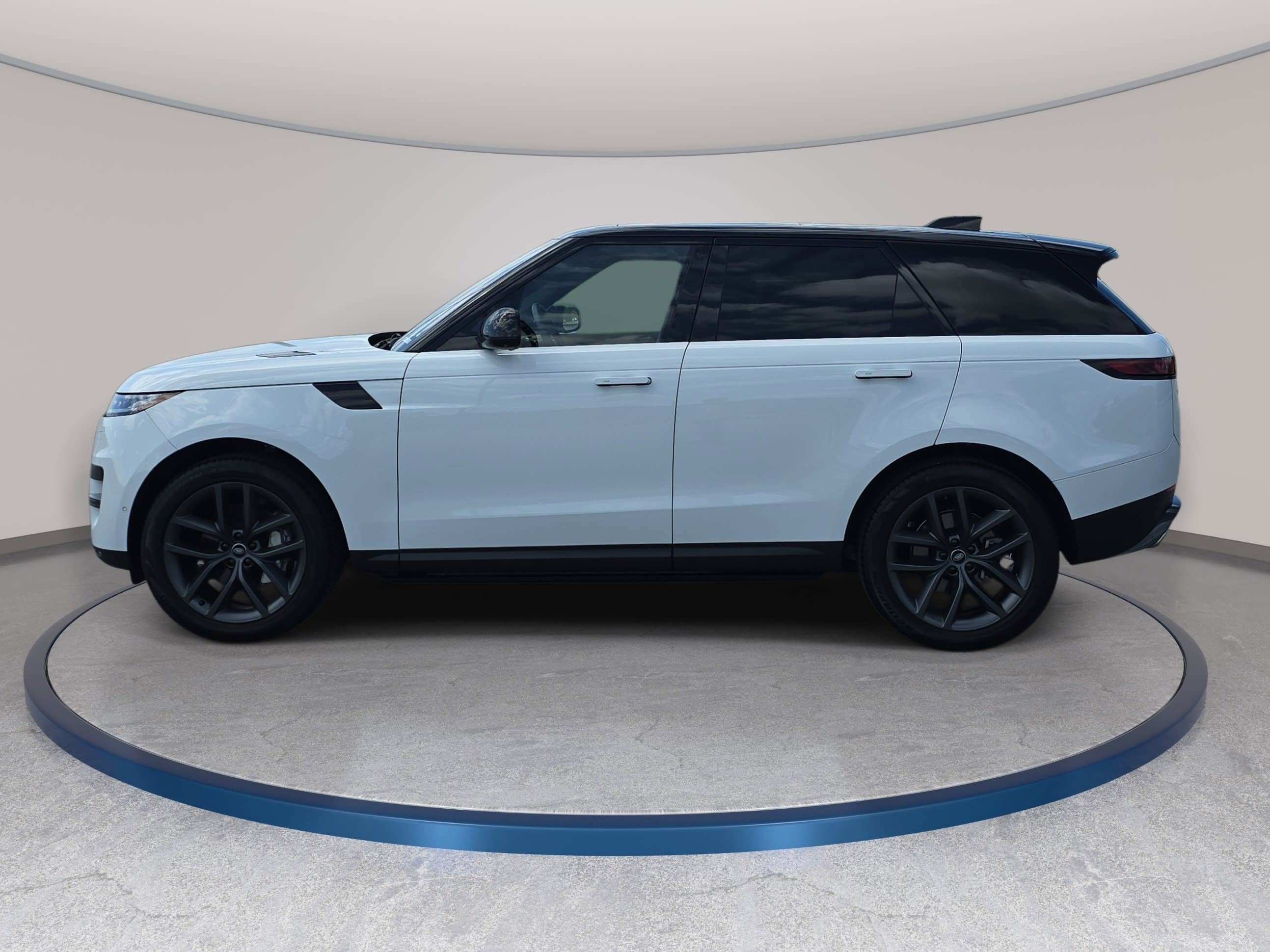 Used 2023 Land Rover Range Rover Sport SE AWD/4WD image 8