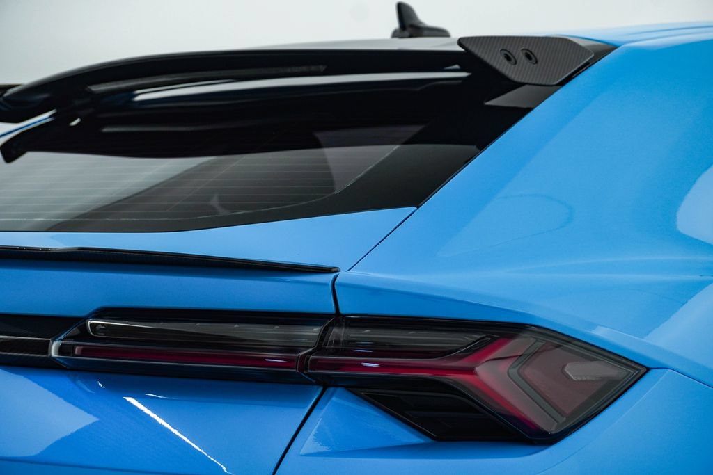 Used 2024 Lamborghini Urus Performante AWD/4WD image 14
