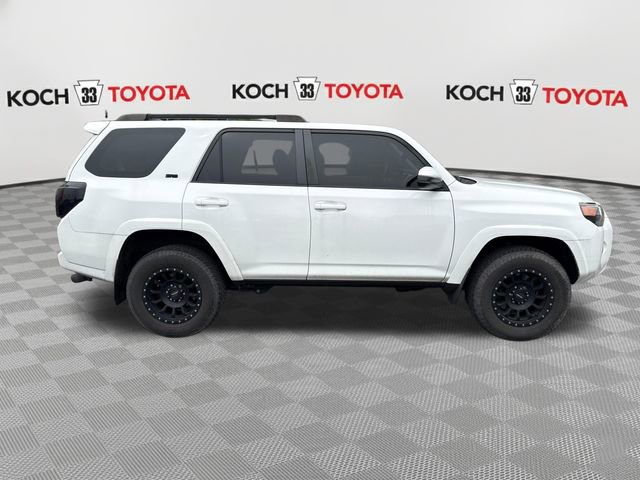 Used 2021 Toyota 4Runner SR5 AWD/4WD image 6
