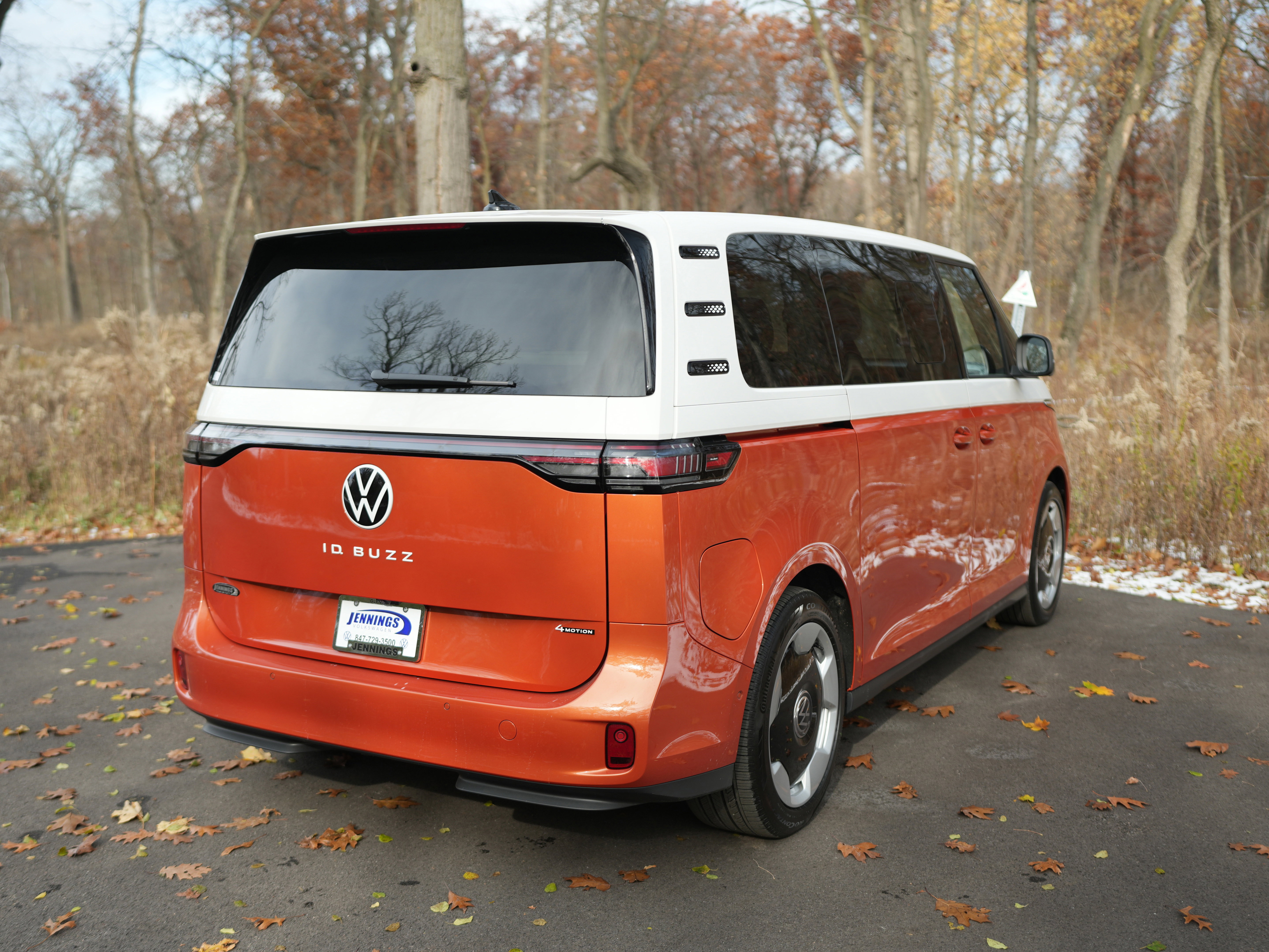 New 2025 Volkswagen ID. Buzz Pro S Plus image 8