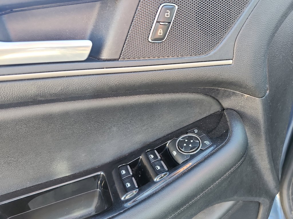 Used 2019 Ford Edge SEL w/ Equipment Group 201A image 19