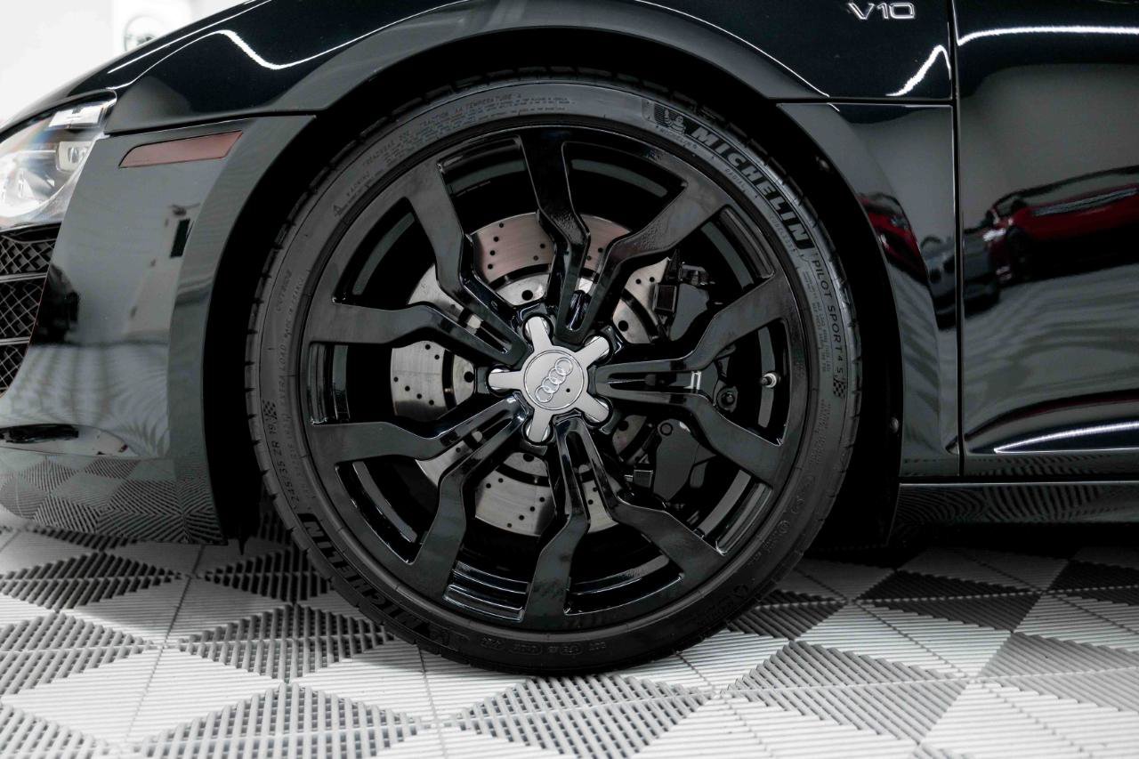 Used 2011 Audi R8 V10 AWD/4WD image 25