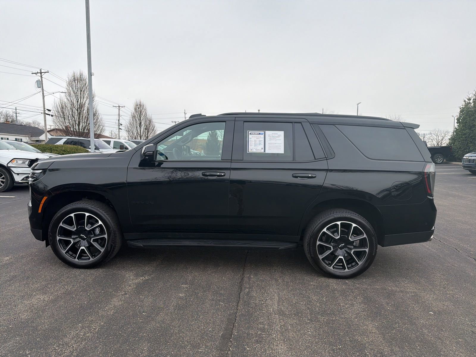 Used 2026 Chevrolet Tahoe RST w/ Comfort Package AWD/4WD image 2