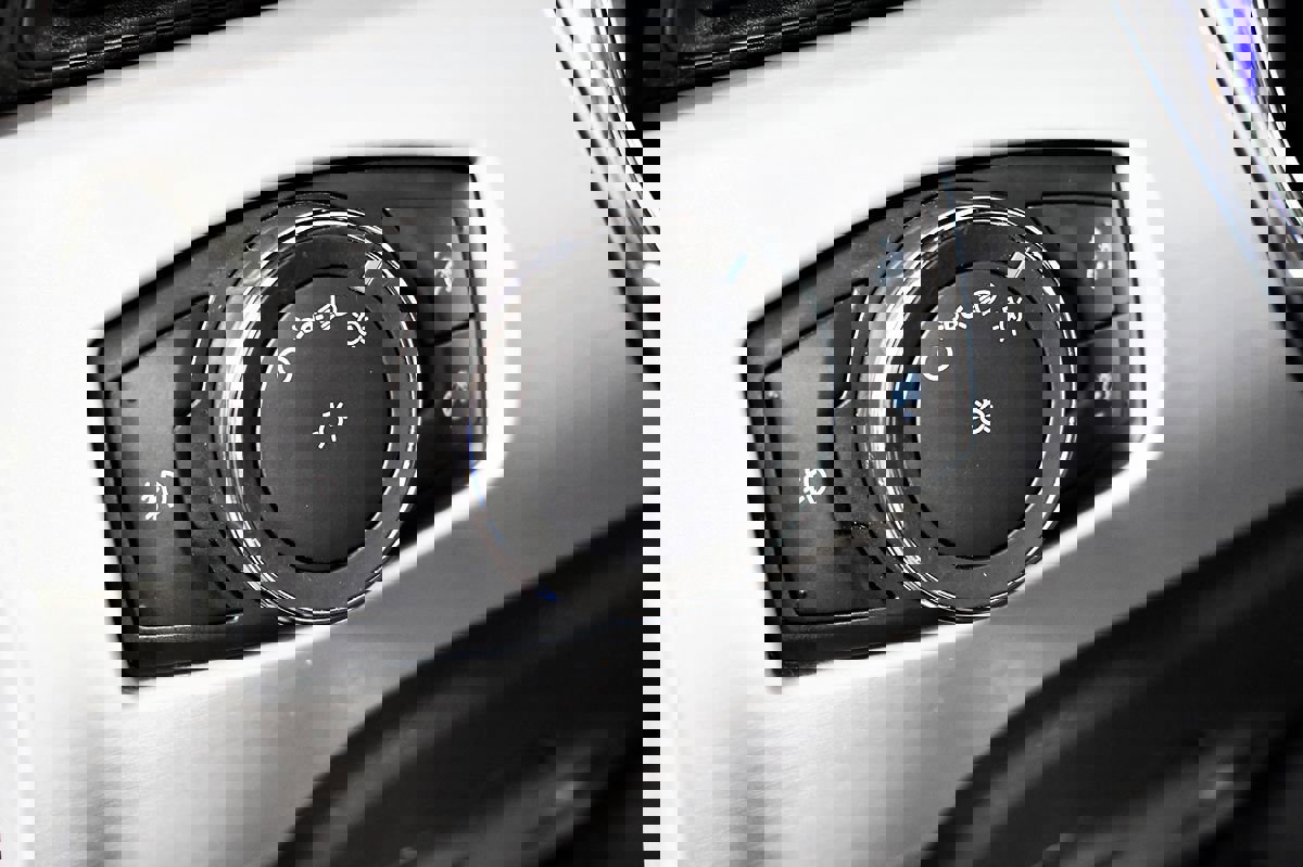 Used 2017 Ford Mustang GT Premium w/ Equipment Group 401A image 28