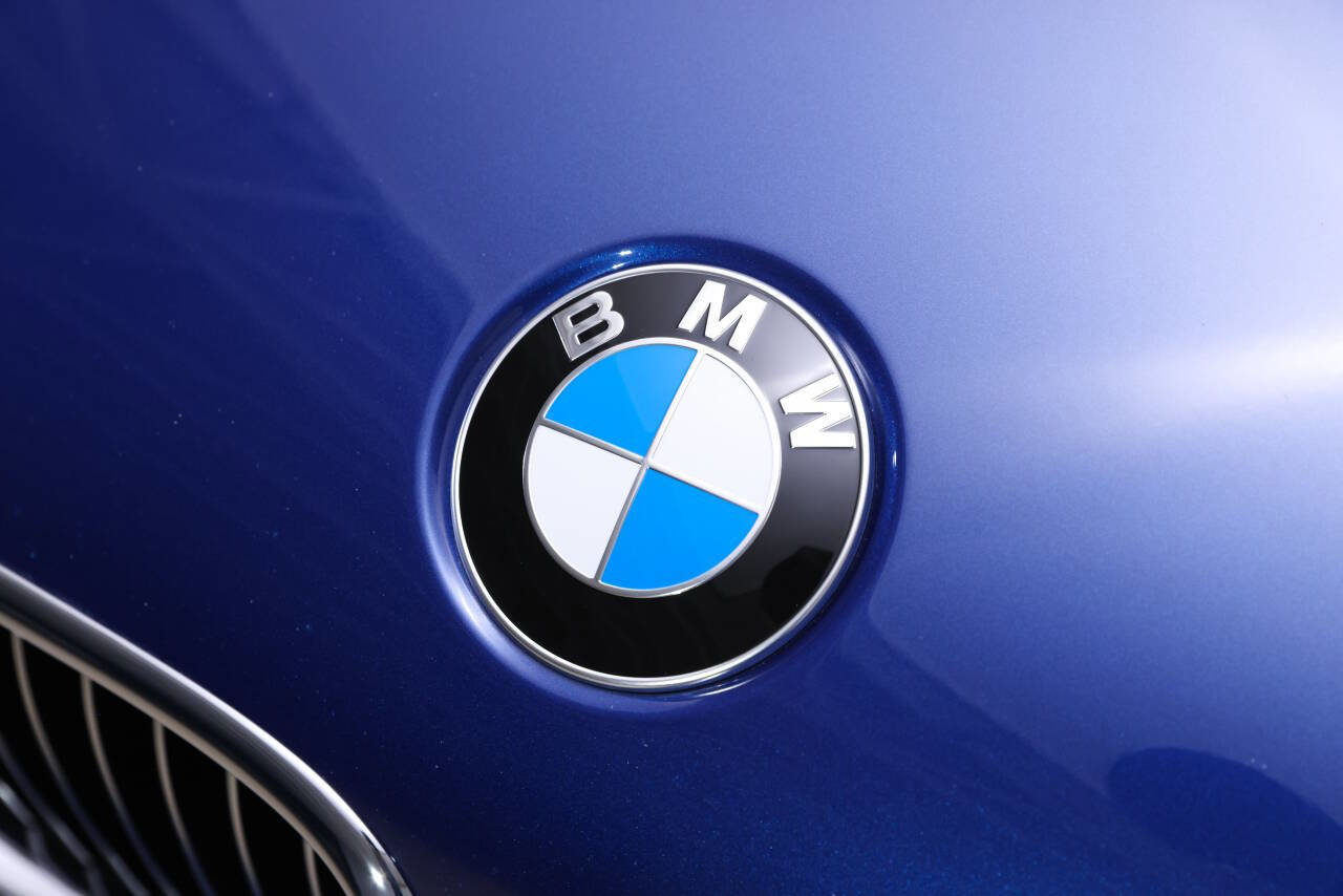 Used 2002 BMW M5 image 30