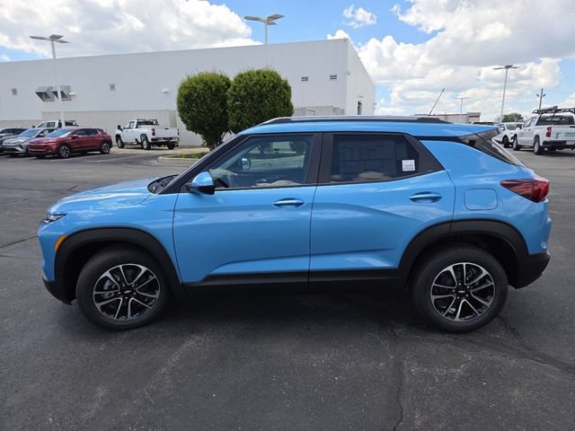 New 2026 Chevrolet TrailBlazer LT w/ Driver Confidence Package FWD image 16