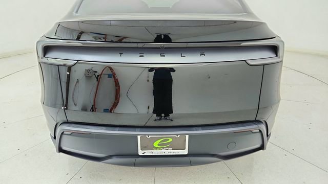 Used 2026 Tesla Model Y Long Range image 11