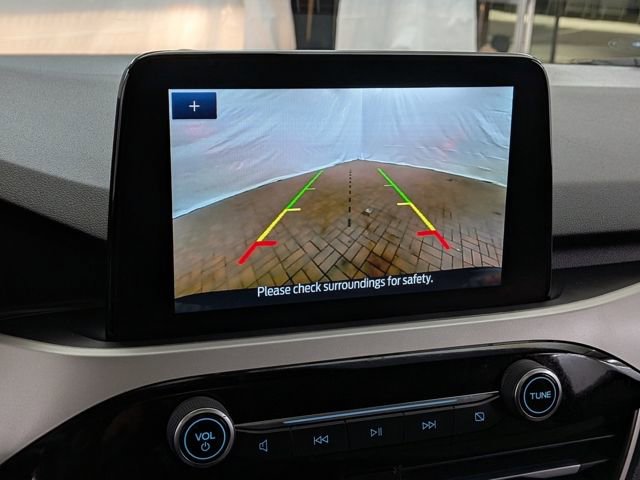 Certified 2022 Ford Escape SE w/ SE Sport Appearance Package image 32