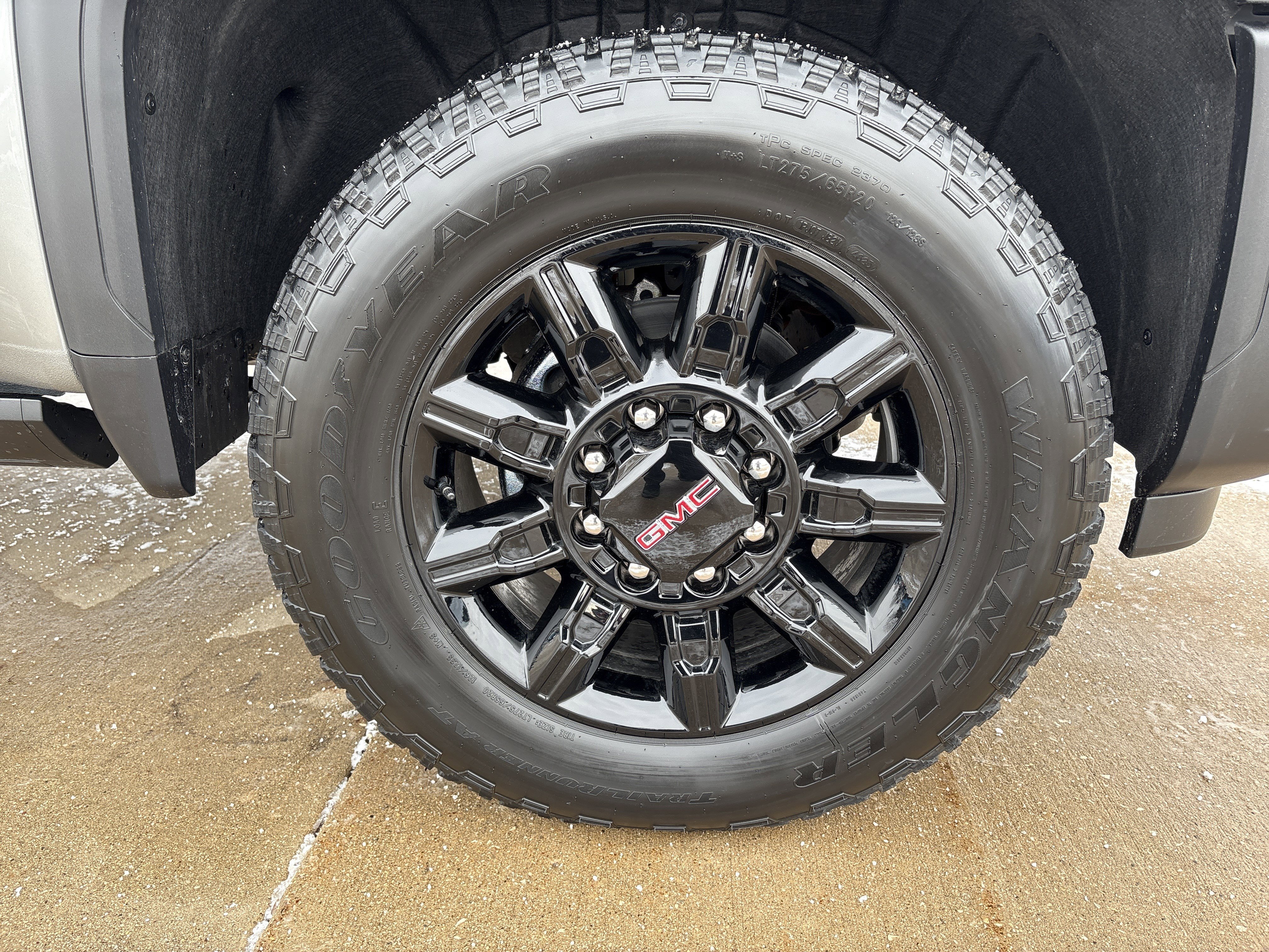 New 2026 GMC Sierra 2500 AT4 w/ AT4 Premium Plus Package image 10