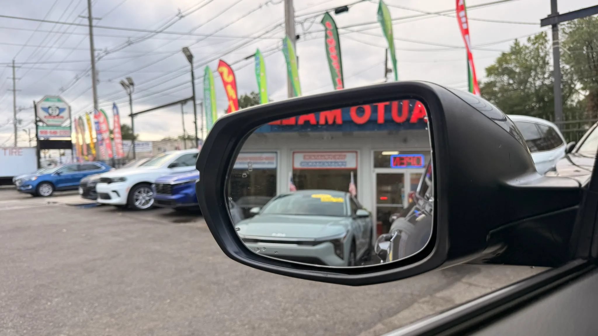 Used 2018 Honda CR-V EX image 28