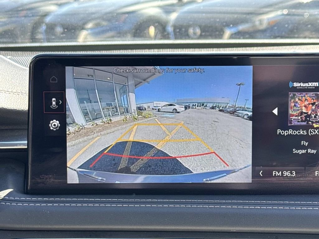 Used 2023 Genesis G70 2.0T image 27