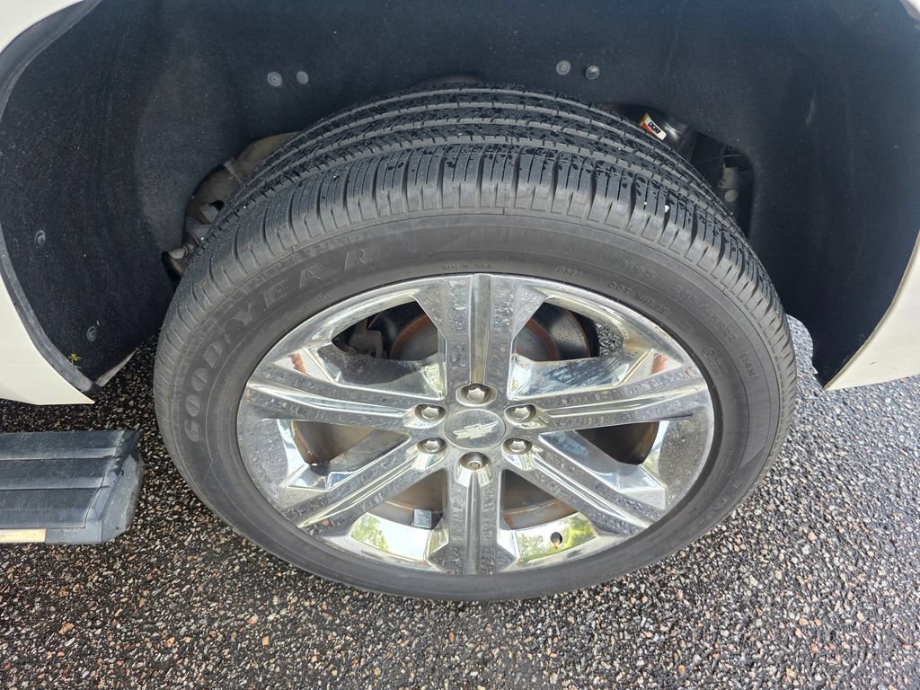 Used 2016 Chevrolet Tahoe LTZ RWD image 27