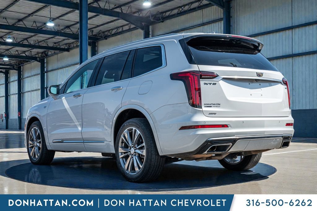 Used 2021 Cadillac XT6 Premium Luxury w/ LPO, Floor Liner Package AWD/4WD image 29
