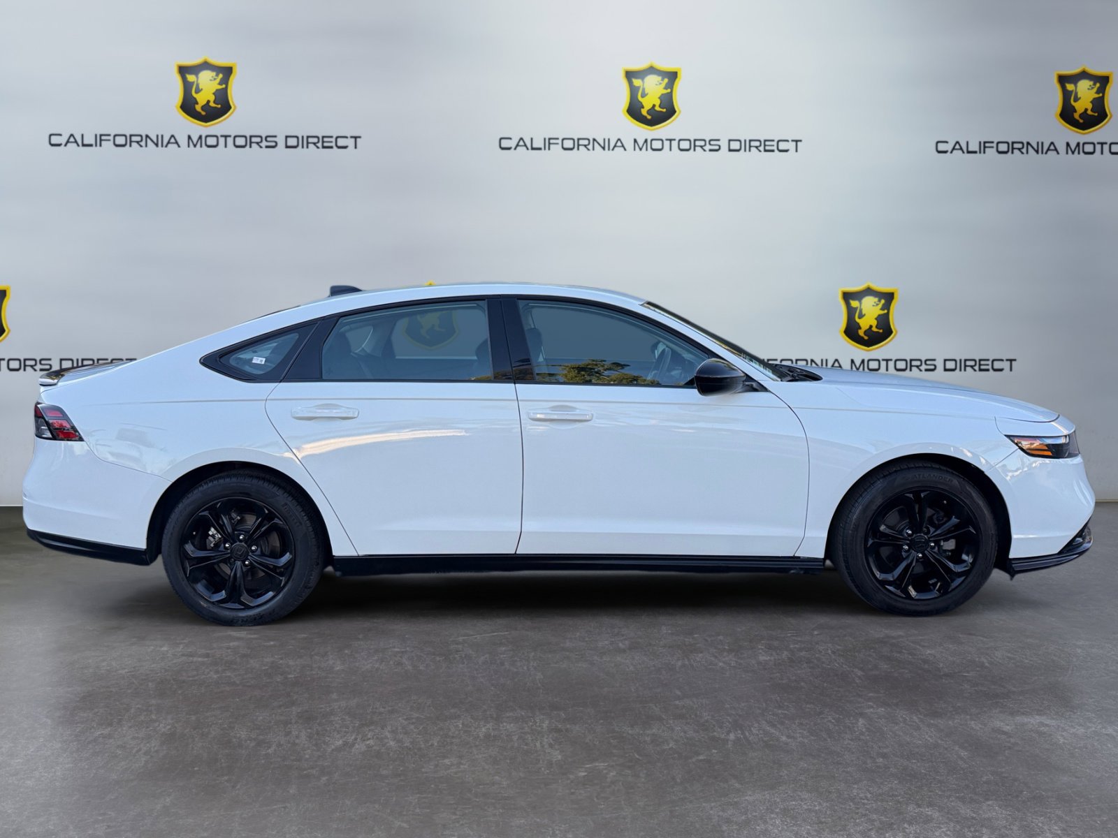 Used 2025 Honda Accord SE image 6