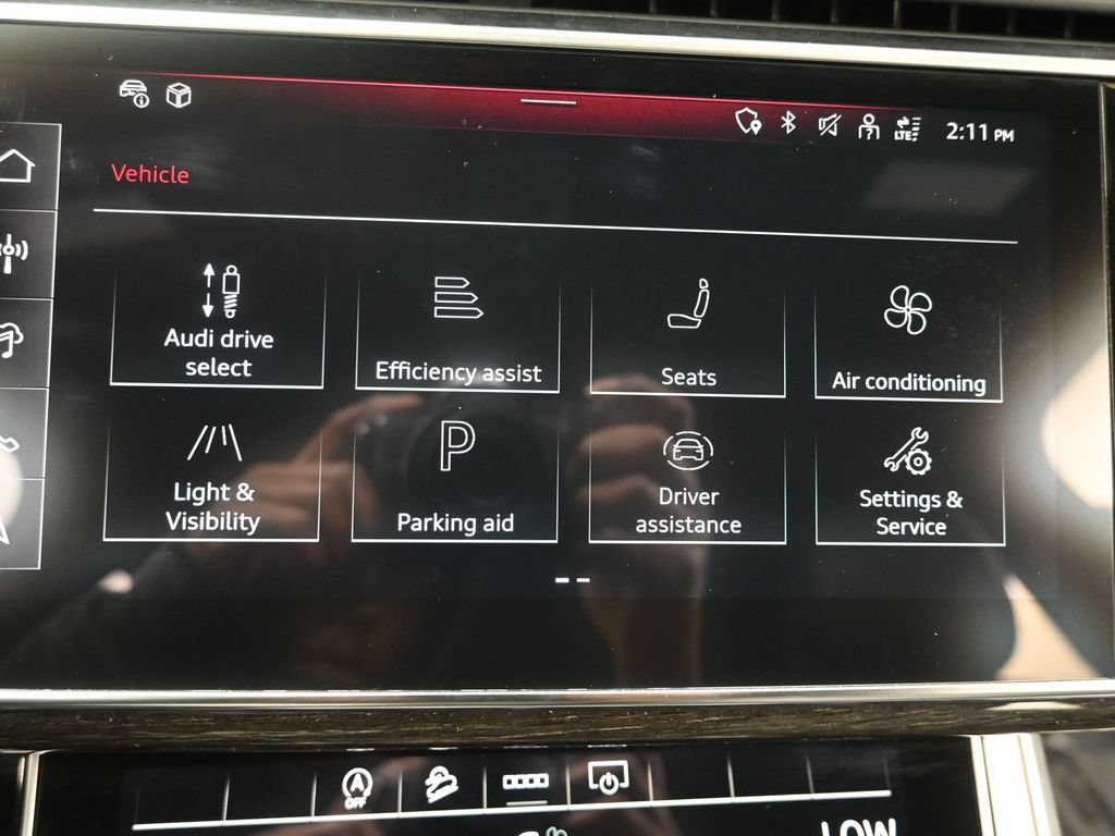 Used 2025 Audi Q7 3.0T Premium Plus AWD/4WD image 34