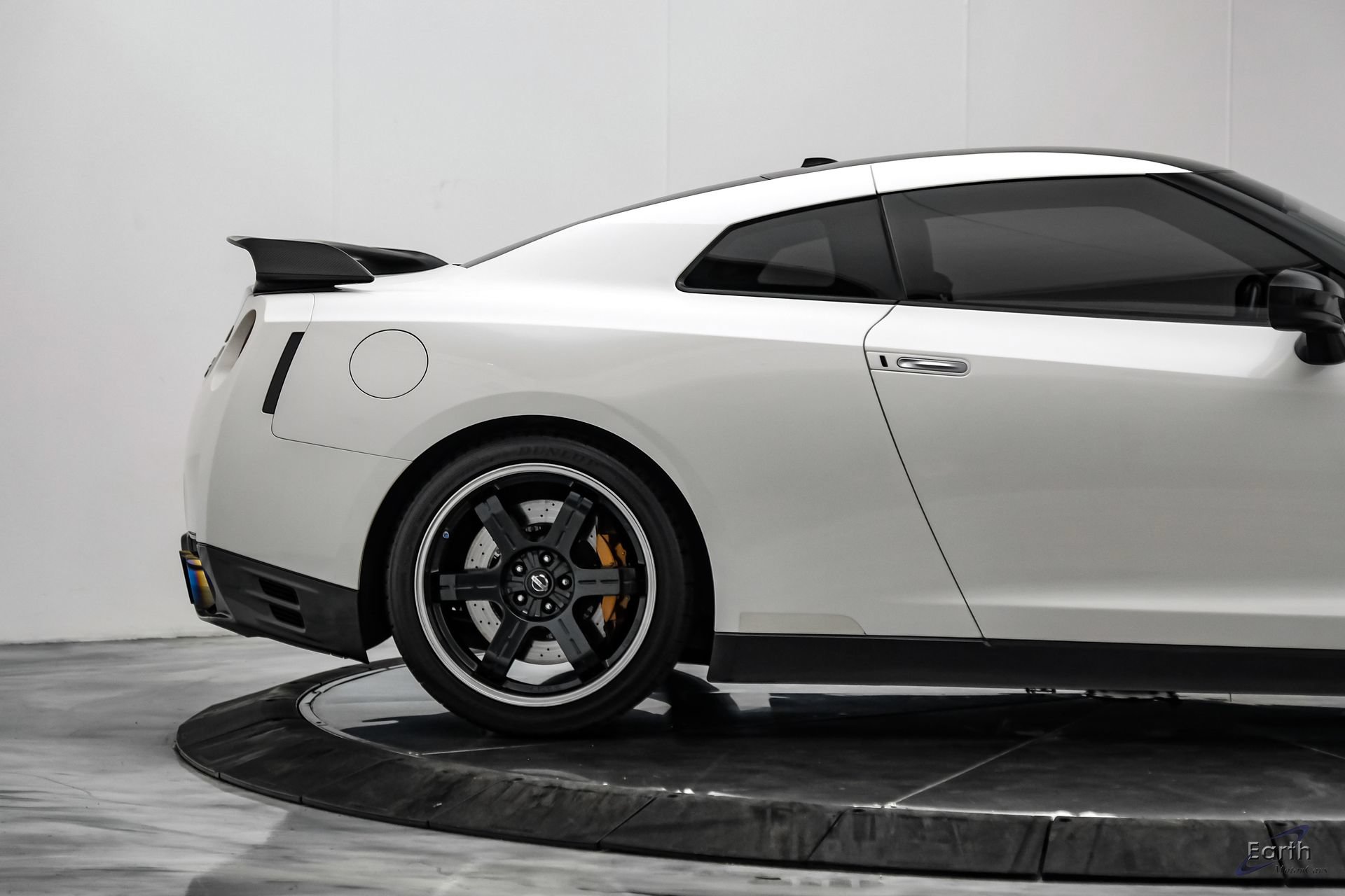 Used 2014 Nissan GT-R Black Edition AWD/4WD image 27