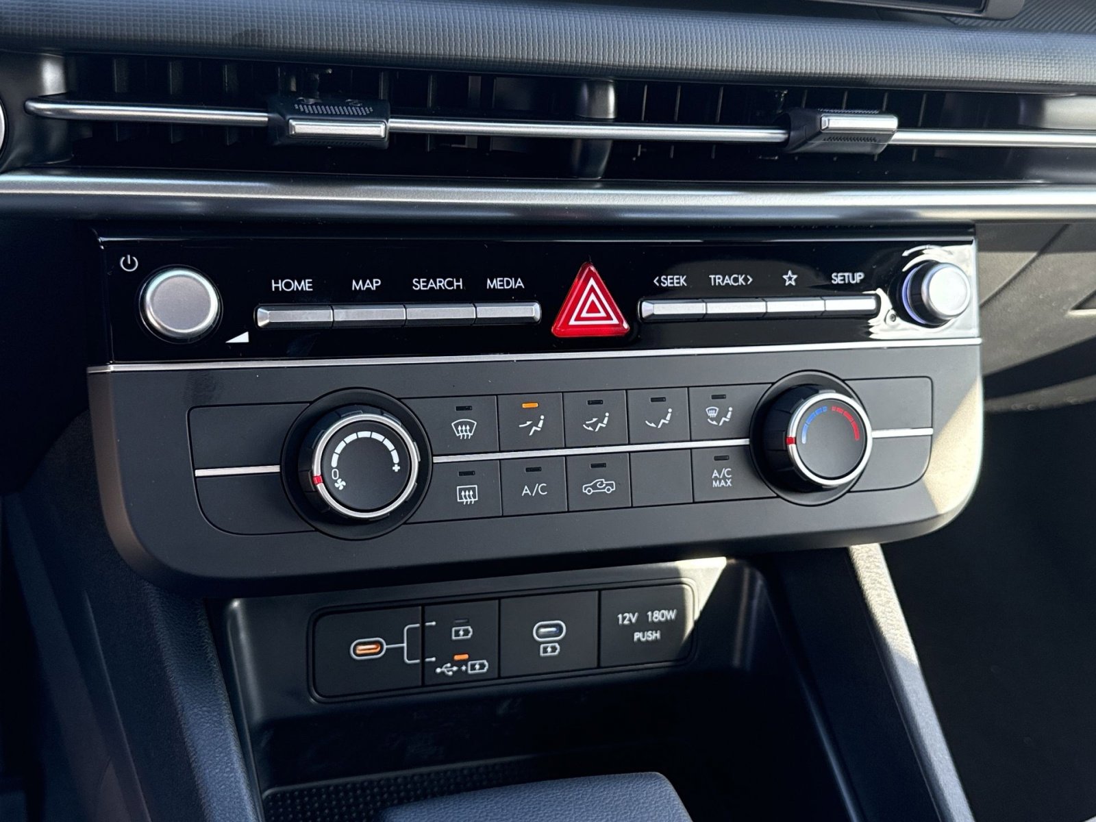 New 2026 Hyundai Santa Cruz SE image 19