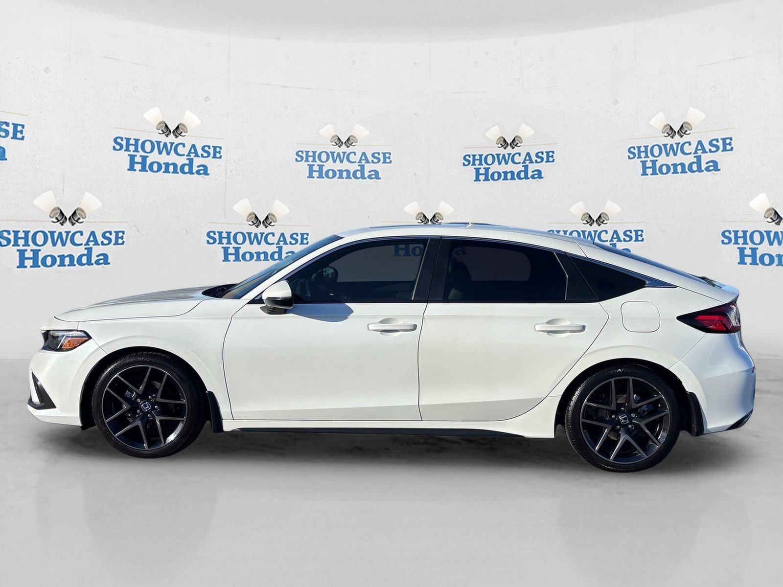 Used 2022 Honda Civic Sport Touring image 4