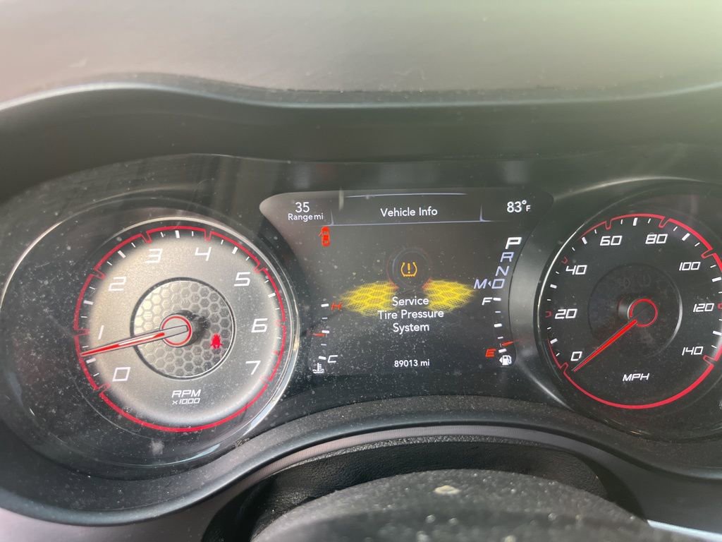 Used 2022 Dodge Charger SXT w/ Blacktop Package RWD image 4
