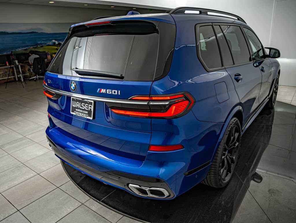 Used 2026 BMW X7 M60i AWD/4WD image 16