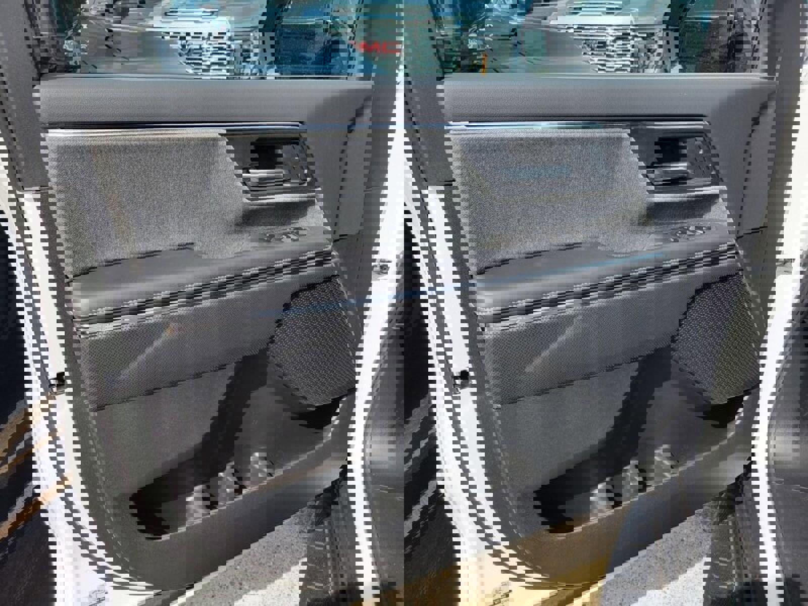 New 2026 GMC Sierra EV Elevation image 24