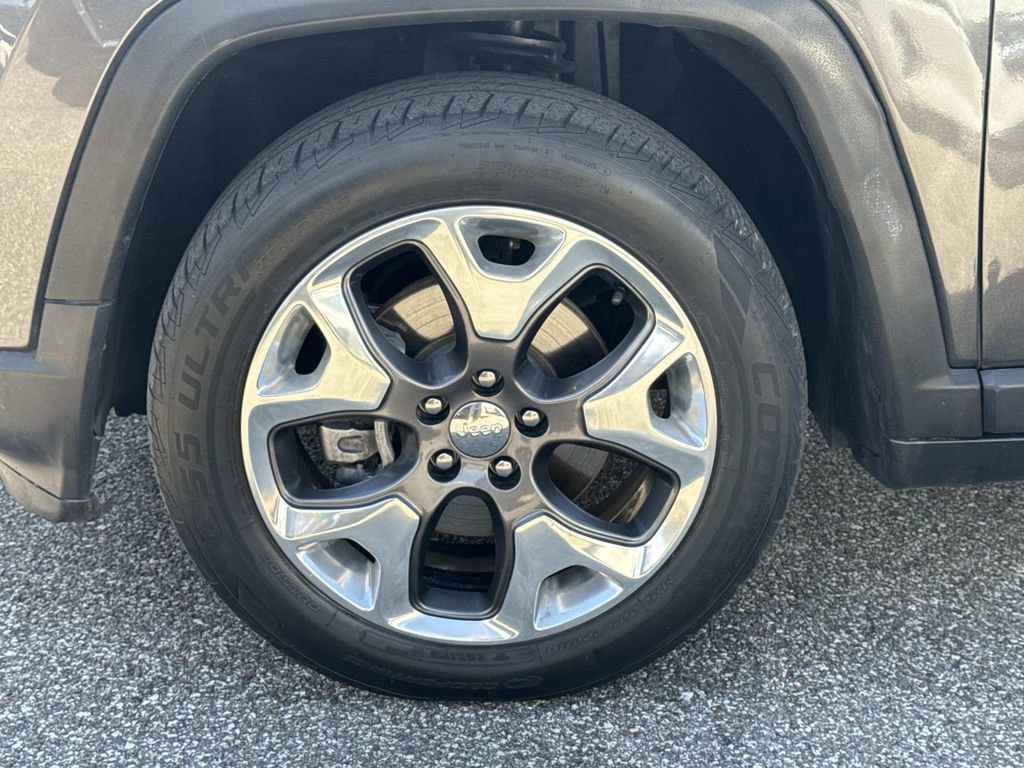 Used 2019 Jeep Compass Limited image 11