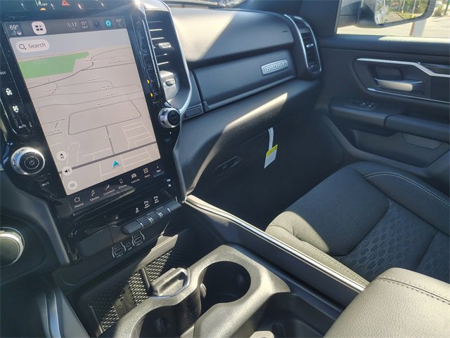 New 2026 RAM 1500 4x4 Crew Cab image 27