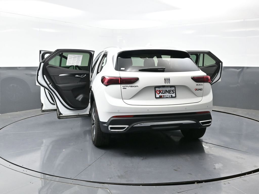 Used 2024 Buick Envision Preferred image 58