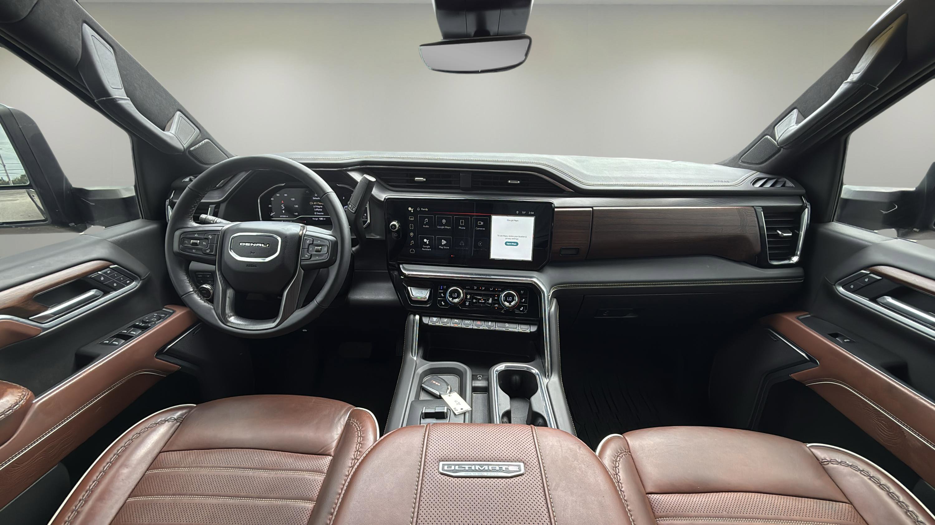 Used 2025 GMC Sierra 2500 Denali Ultimate image 9