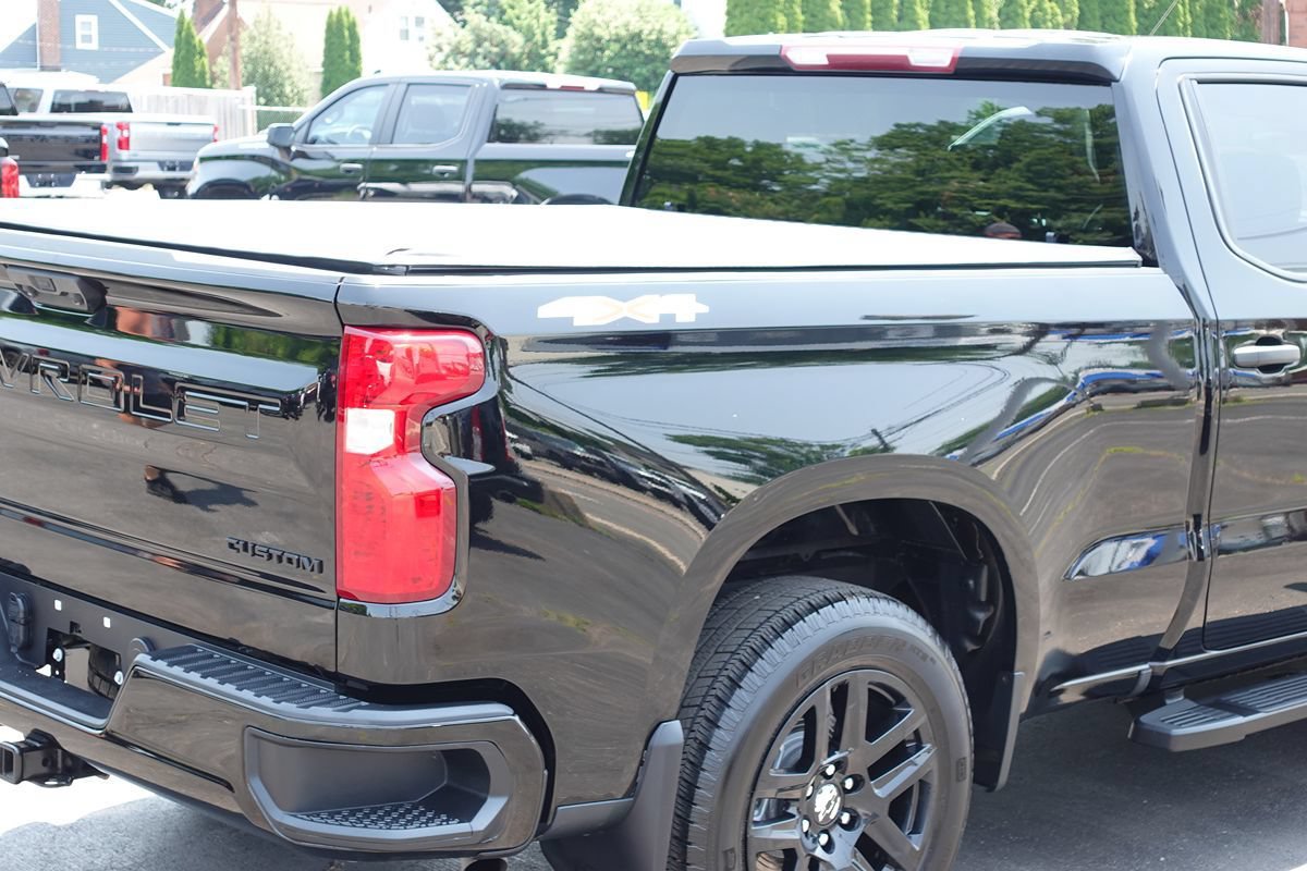 Used 2024 Chevrolet Silverado 1500 Custom AWD/4WD image 11