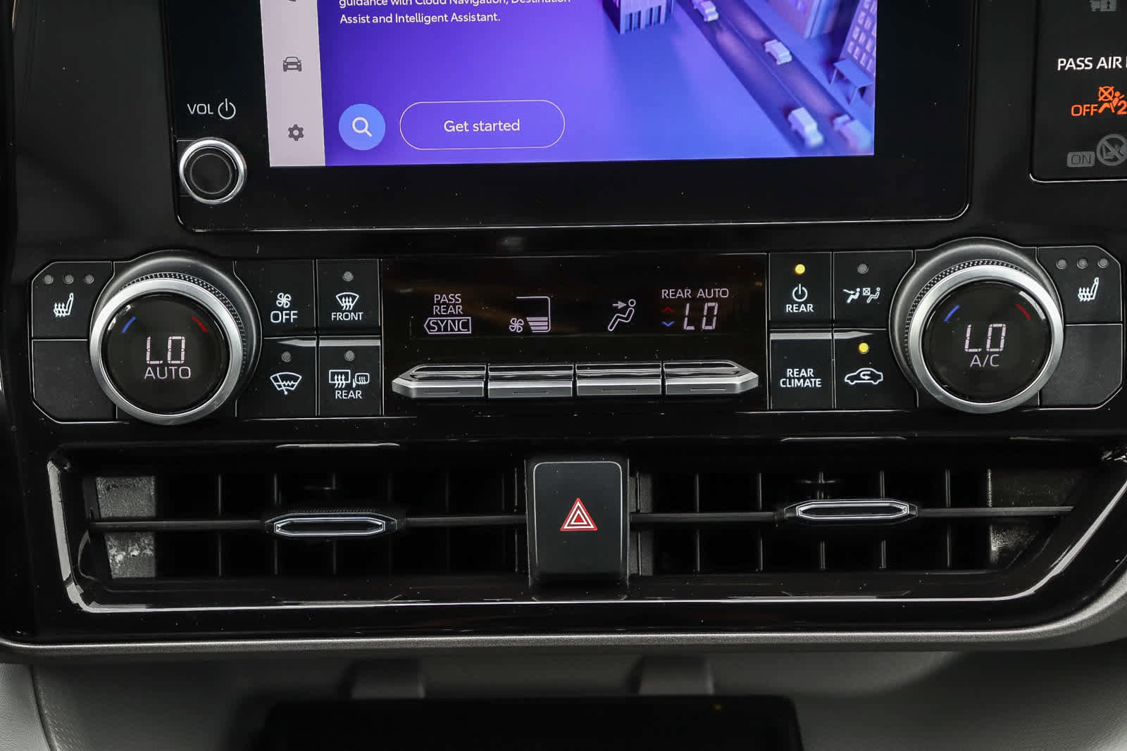 Used 2023 Toyota Highlander XLE image 15