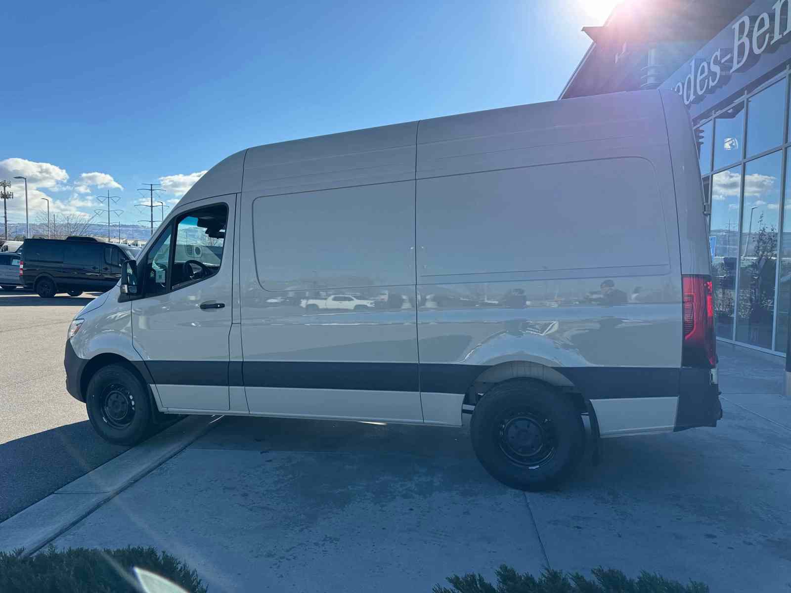 New 2025 Mercedes-Benz Sprinter 2500 image 3