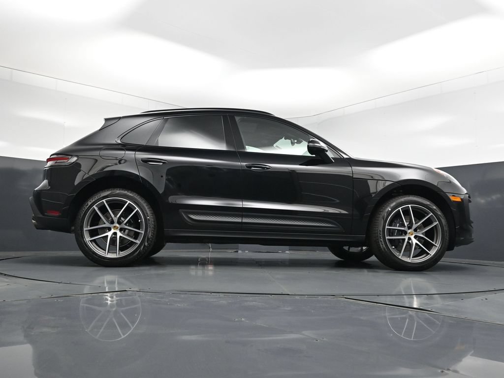 New 2026 Porsche Macan AWD/4WD image 27