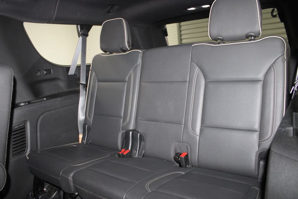 Used 2022 Chevrolet Suburban Premier RWD image 22