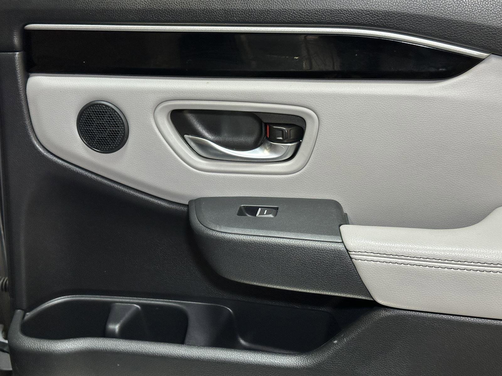 Certified 2024 Honda Pilot Touring image 35