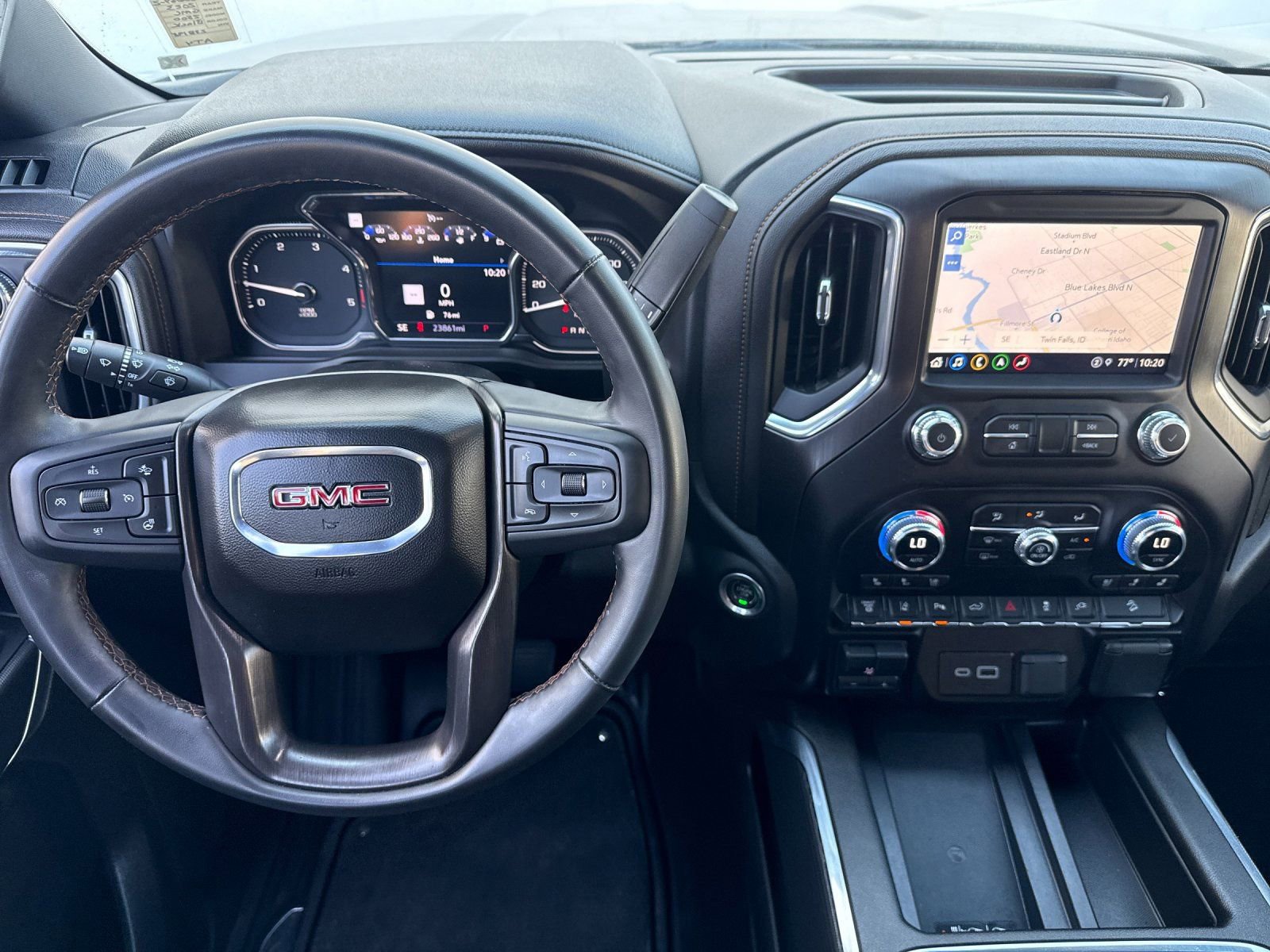 Used 2023 GMC Sierra 2500 AT4 w/ AT4 Preferred Package AWD/4WD image 16