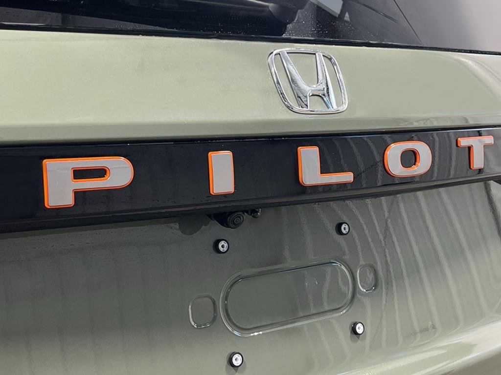 New 2026 Honda Pilot TrailSport image 9