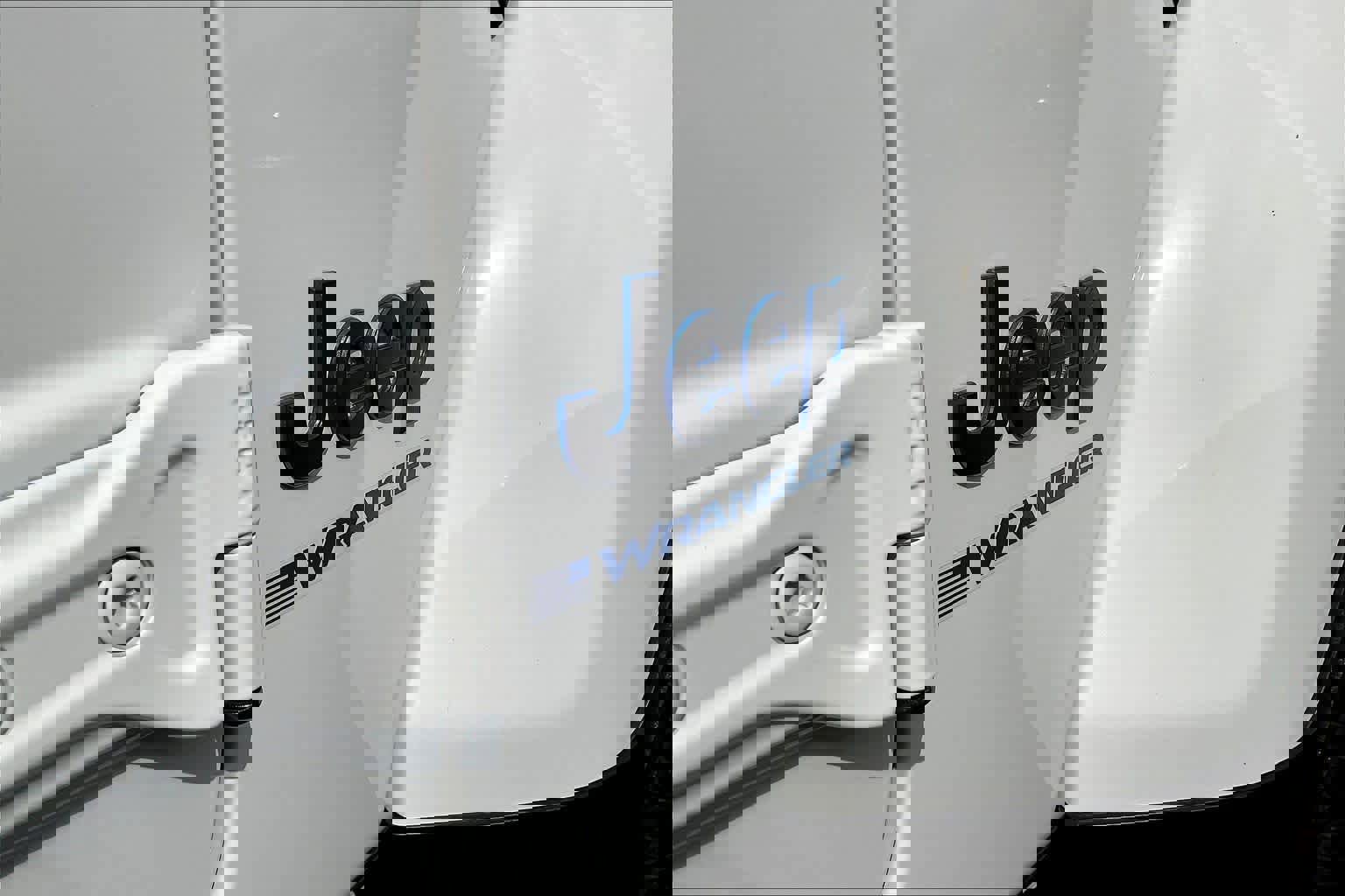 Used 2023 Jeep Wrangler Unlimited Sahara image 8