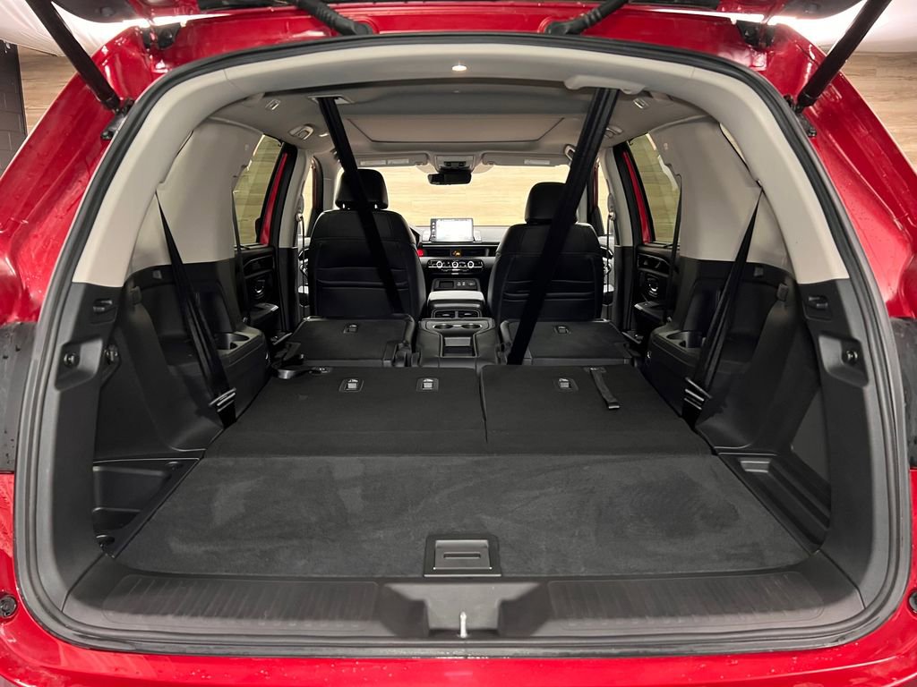 Used 2023 Honda Pilot Touring image 29