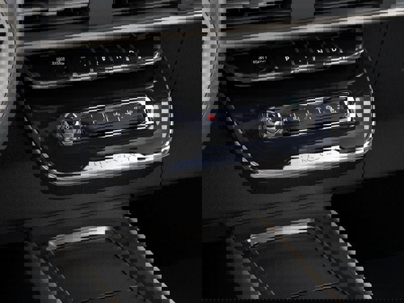 New 2025 Lincoln Corsair FWD image 15