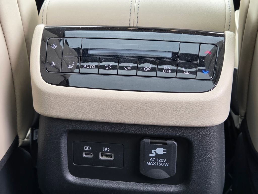 Used 2025 INFINITI QX60 Sensory w/ Vision Package AWD/4WD image 36